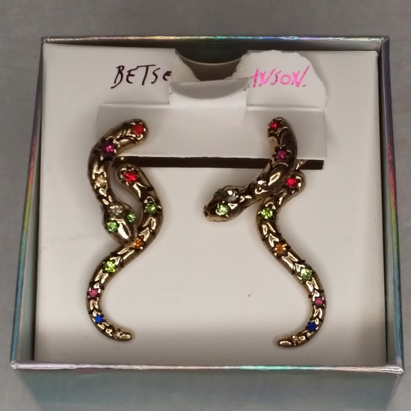Dangle Pierce Snake Earrings Multi-color Gold Tone Betsy Johnson - Picture 1 of 4